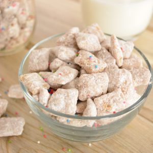 Biscoff (Cookie Butter) and Cinnamon Puppy Chow